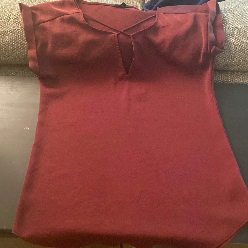 Express burgundy short sleeve blouse